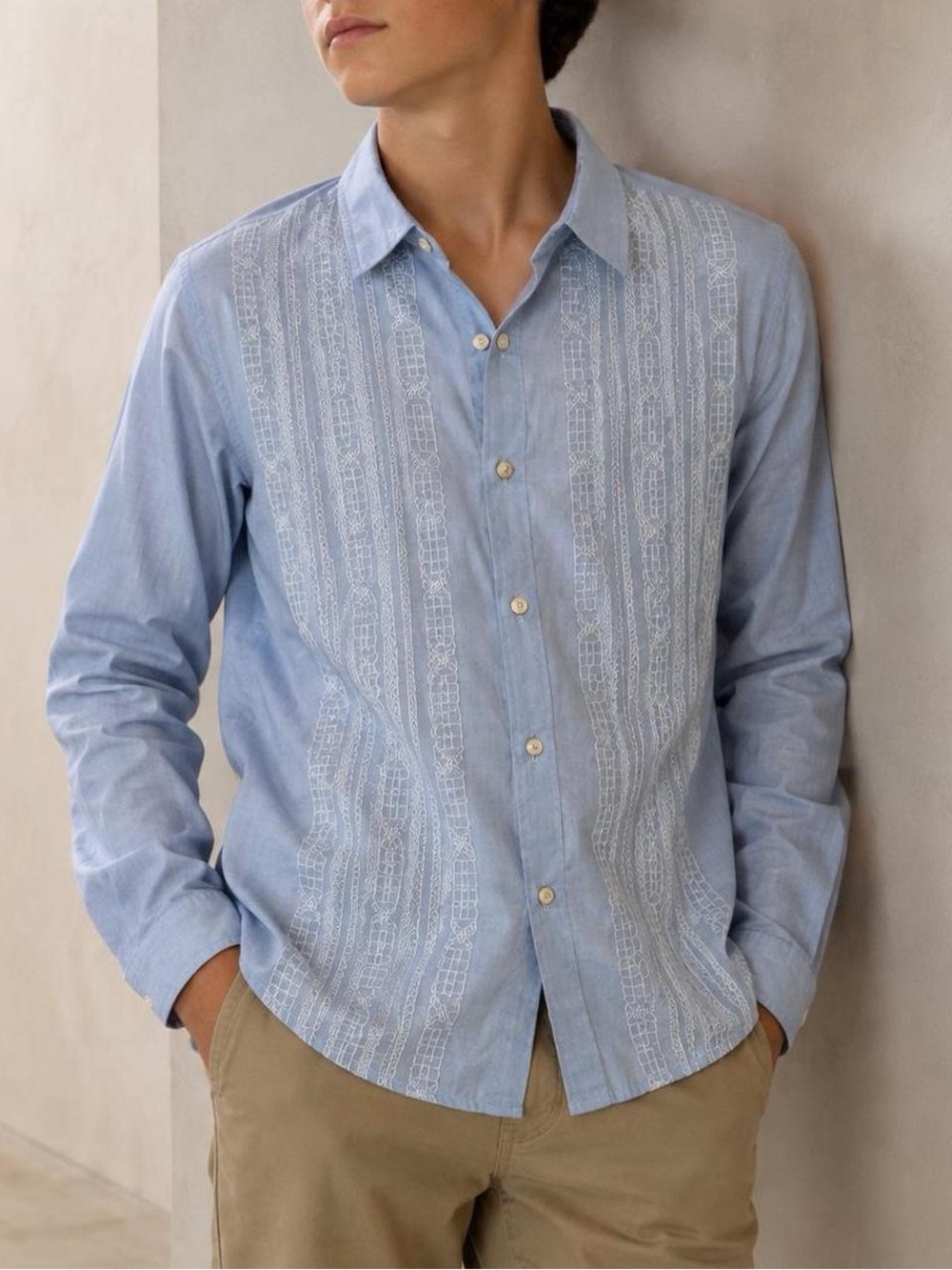 GAP Kids Light Blue Embroidered Guayabera Button-Down Shirt Size L (10)